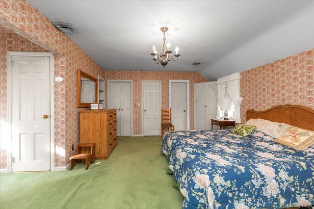 936 Madison Street, Hewlett Neck, NY 11598