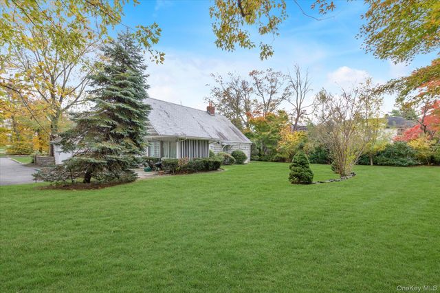 936 Madison Street, Hewlett Neck, NY 11598