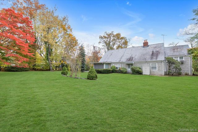 936 Madison Street, Hewlett Neck, NY 11598