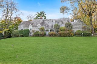 936 Madison Street, Hewlett Neck, NY 11598