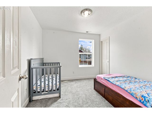 18857 CHANELLE Way, Oregon City, OR 97045