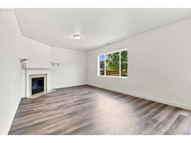 18857 CHANELLE Way, Oregon City, OR 97045