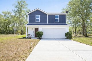 137 Sunrise Circle, Midway, GA 31320