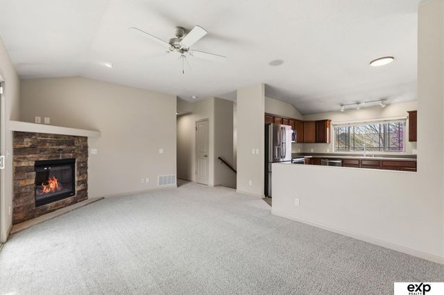 5701 S 190th Terrace, Omaha, NE 68135