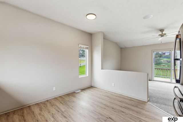 5701 S 190th Terrace, Omaha, NE 68135