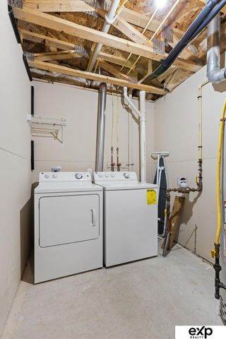 5701 S 190th Terrace, Omaha, NE 68135