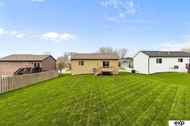 5701 S 190th Terrace, Omaha, NE 68135