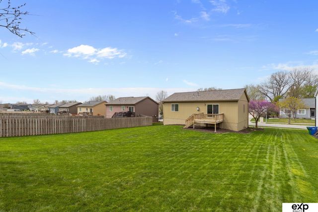 5701 S 190th Terrace, Omaha, NE 68135