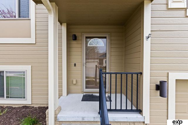 5701 S 190th Terrace, Omaha, NE 68135