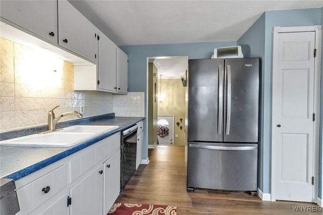 7 North Seine Drive, Cheektowaga, NY 14227