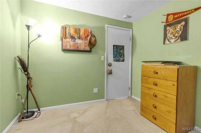 7 North Seine Drive, Cheektowaga, NY 14227