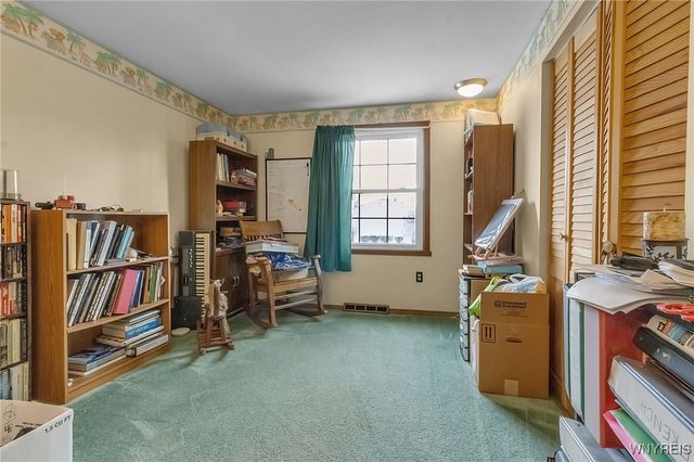 7 North Seine Drive, Cheektowaga, NY 14227