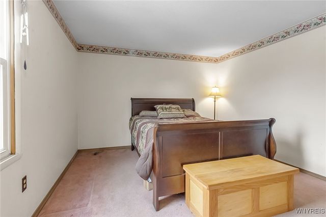 7 North Seine Drive, Cheektowaga, NY 14227