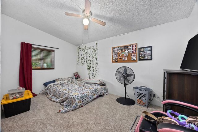 1301 Taft Highway 166, Bakersfield, CA 93307