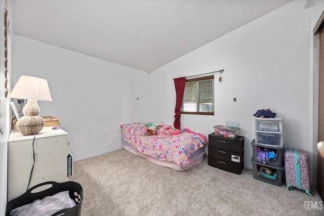 1301 Taft Highway 166, Bakersfield, CA 93307