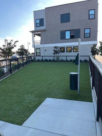 2559 Delphinium Lane, Carlsbad, CA 92008