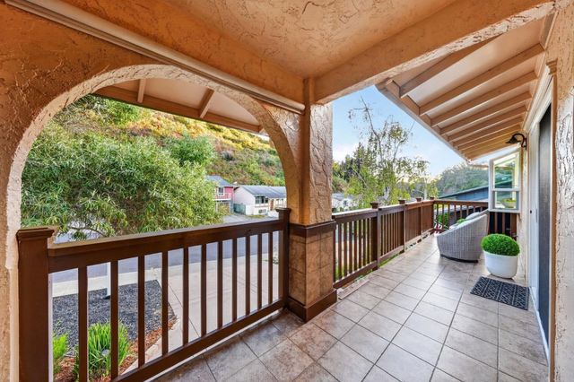 836 Big Bend Drive, Pacifica, CA 94044