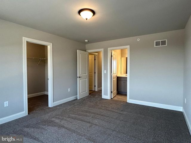 117 MAGNOLIA DR, Middletown, PA 17057