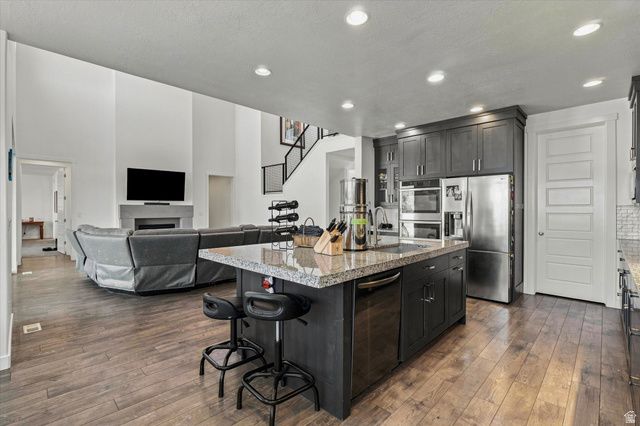 454 W 1025 S, Farmington, UT 84025
