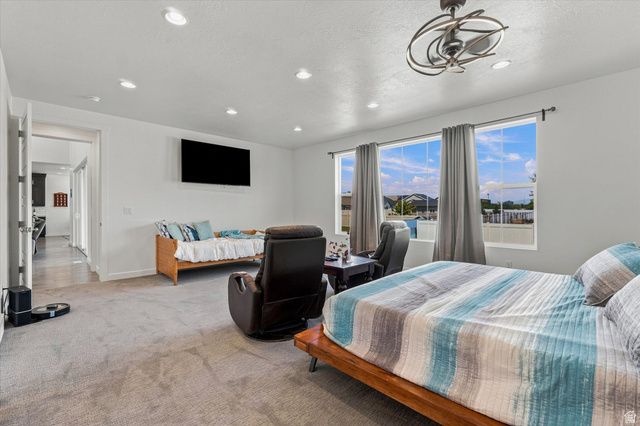 454 W 1025 S, Farmington, UT 84025