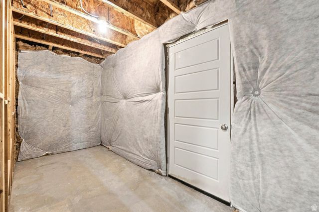 454 W 1025 S, Farmington, UT 84025