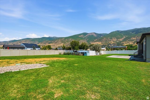 454 W 1025 S, Farmington, UT 84025