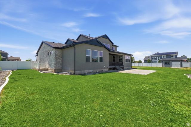 454 W 1025 S, Farmington, UT 84025