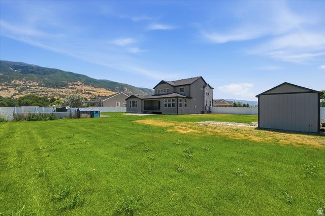 454 W 1025 S, Farmington, UT 84025