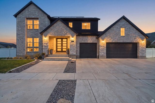 454 W 1025 S, Farmington, UT 84025