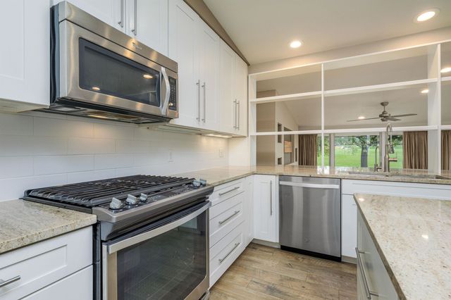 702 Golfmore Dr Apt F, Grand Junction, CO 81506