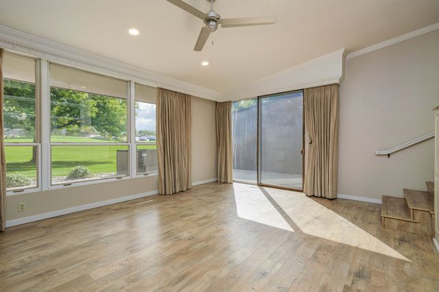 702 Golfmore Dr Apt F, Grand Junction, CO 81506