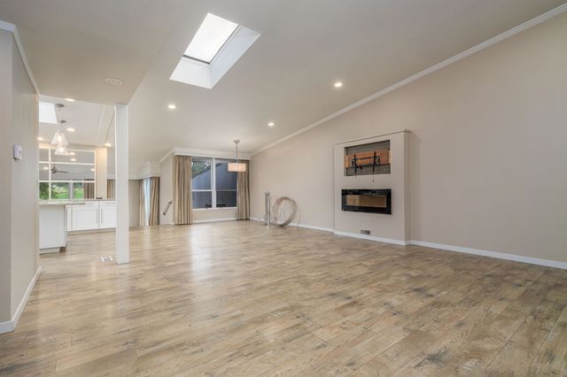 702 Golfmore Dr Apt F, Grand Junction, CO 81506