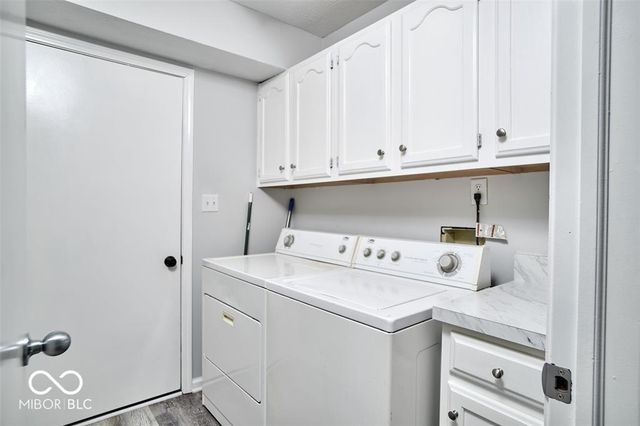 9740 Lakeshore Drive E, Carmel, IN 46033