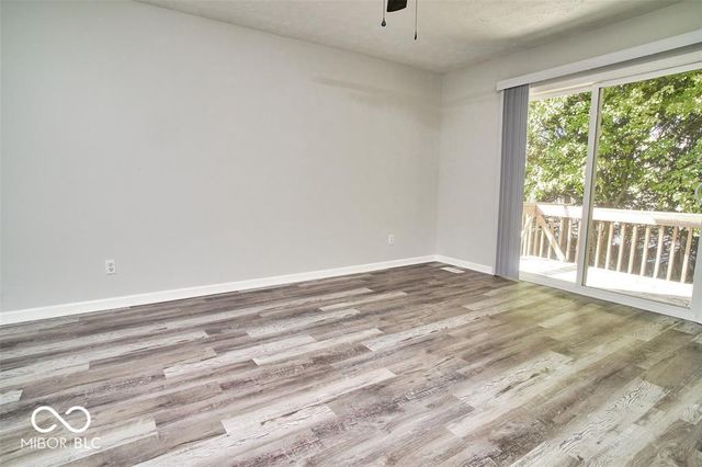 9740 Lakeshore Drive E, Carmel, IN 46033