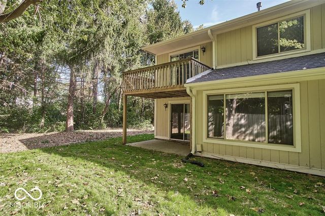 9740 Lakeshore Drive E, Carmel, IN 46033