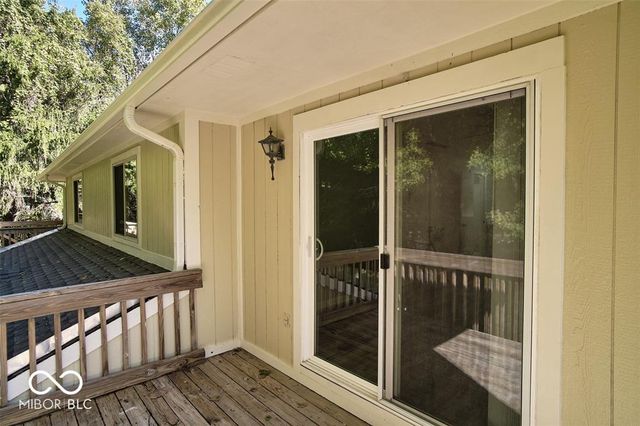 9740 Lakeshore Drive E, Carmel, IN 46033