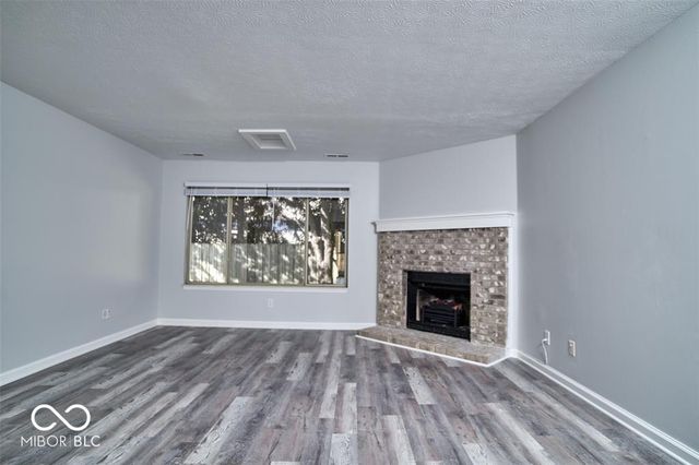 9740 Lakeshore Drive E, Carmel, IN 46033