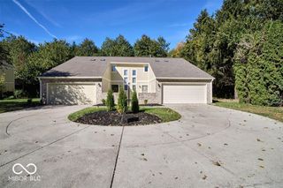 9740 Lakeshore Drive E, Carmel, IN 46033