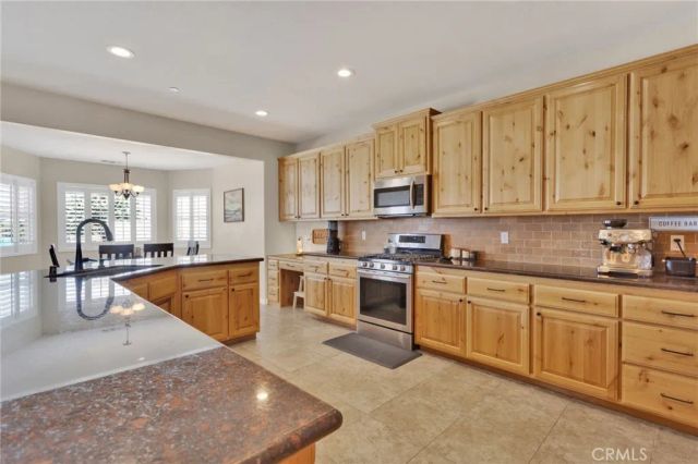 7735 Minstead, Hesperia, CA 92345