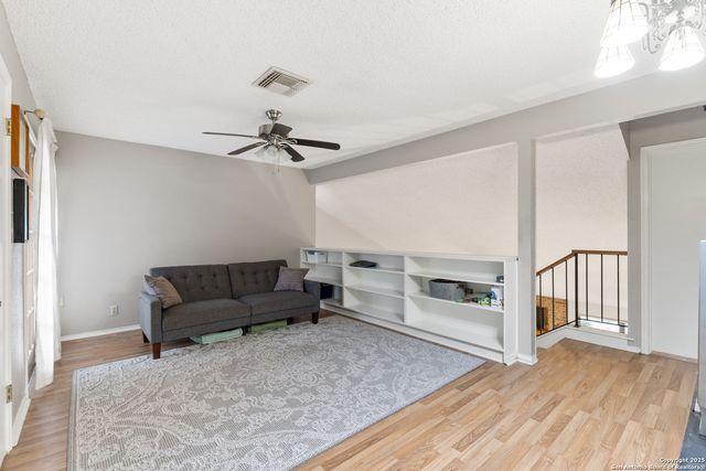 7111 Ranch Hill, San Antonio, TX 78250