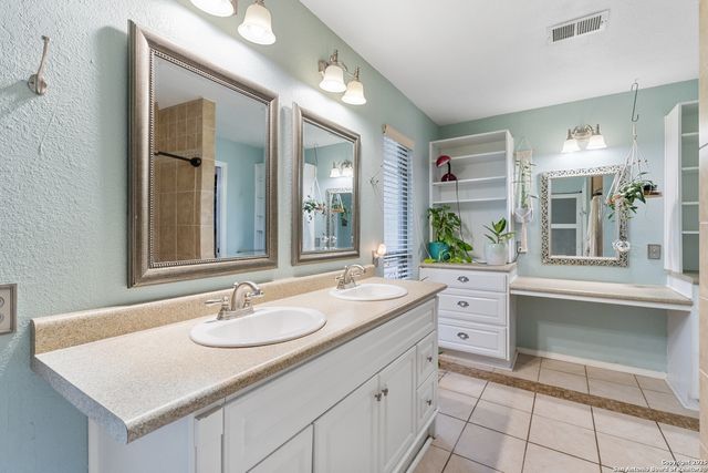 7111 Ranch Hill, San Antonio, TX 78250