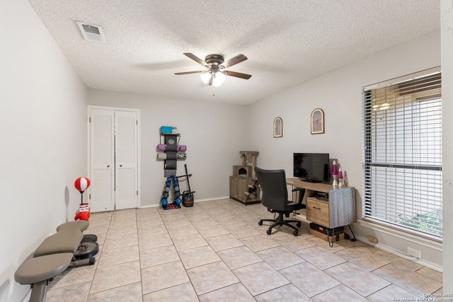 7111 Ranch Hill, San Antonio, TX 78250