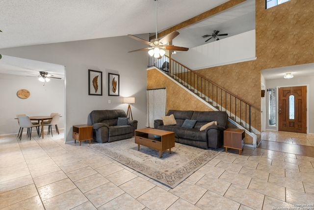 7111 Ranch Hill, San Antonio, TX 78250