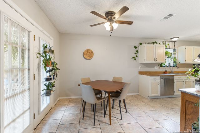 7111 Ranch Hill, San Antonio, TX 78250