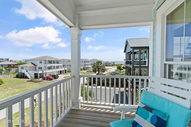 121 Ferry Road, Holden Beach, NC 28462