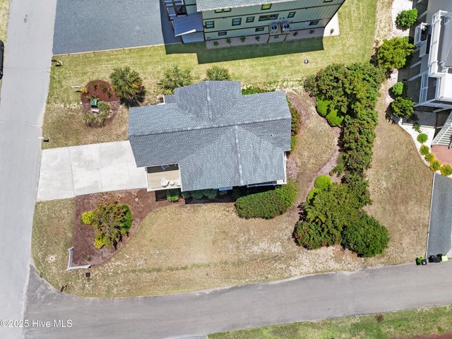 121 Ferry Road, Holden Beach, NC 28462