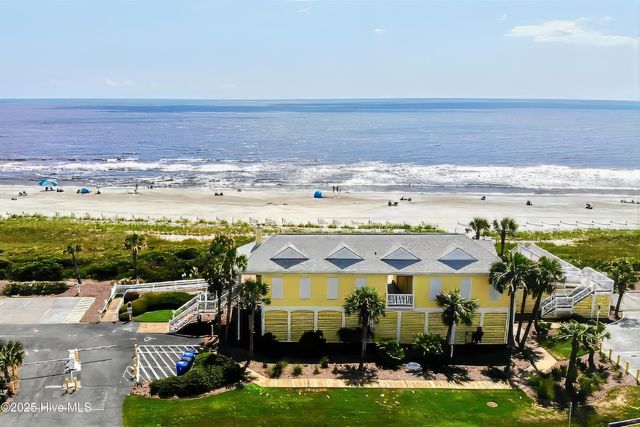 121 Ferry Road, Holden Beach, NC 28462