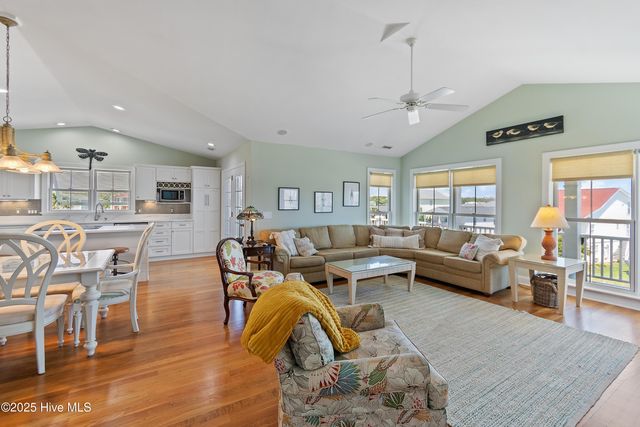 121 Ferry Road, Holden Beach, NC 28462