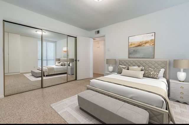 7525 Holly Hill Drive 56, Dallas, TX 75231