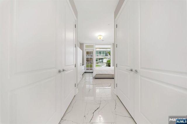 3 Somerset Lane 307, Edgewater, NJ 07020